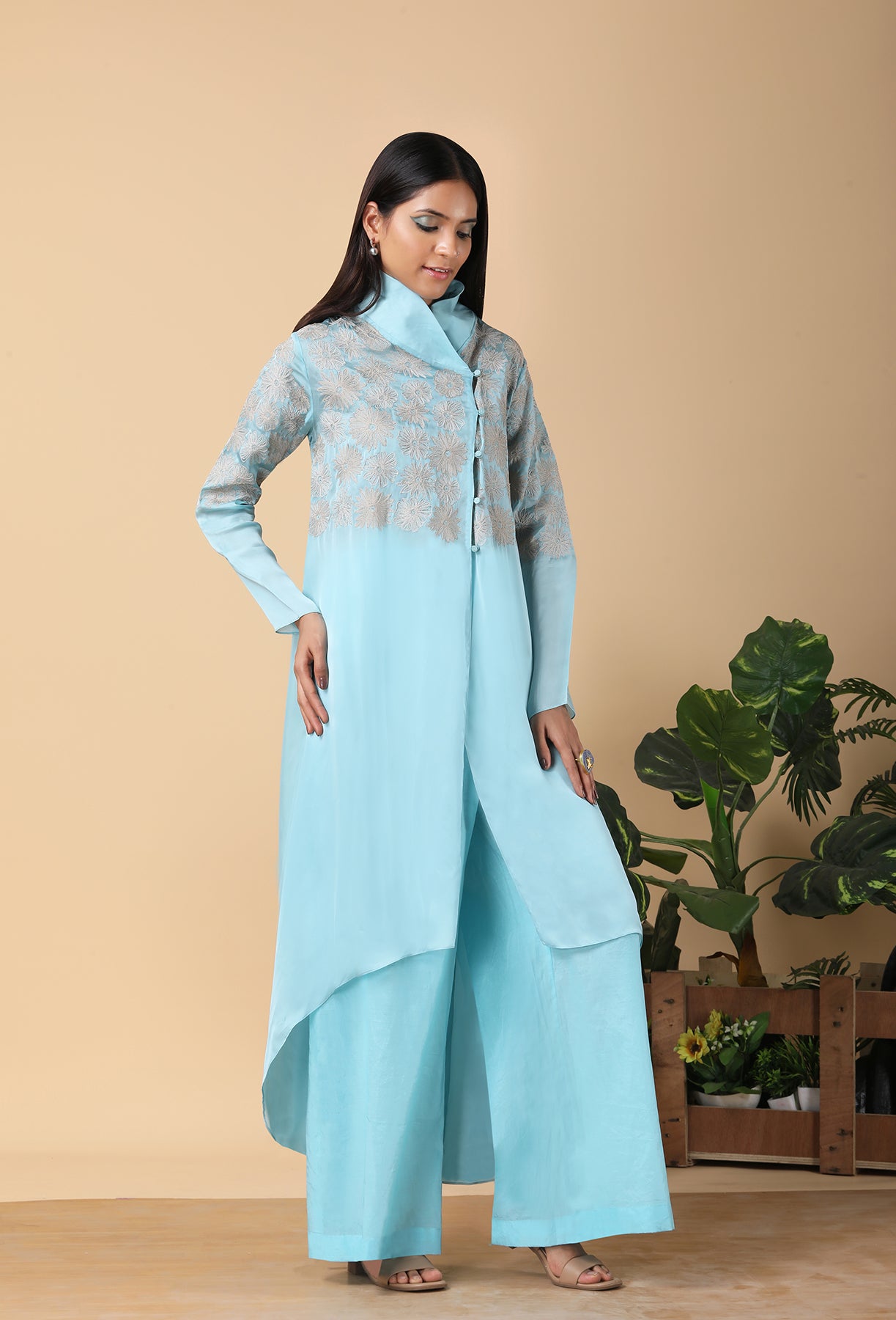 Frothy sea-colored coordinated Tunic set