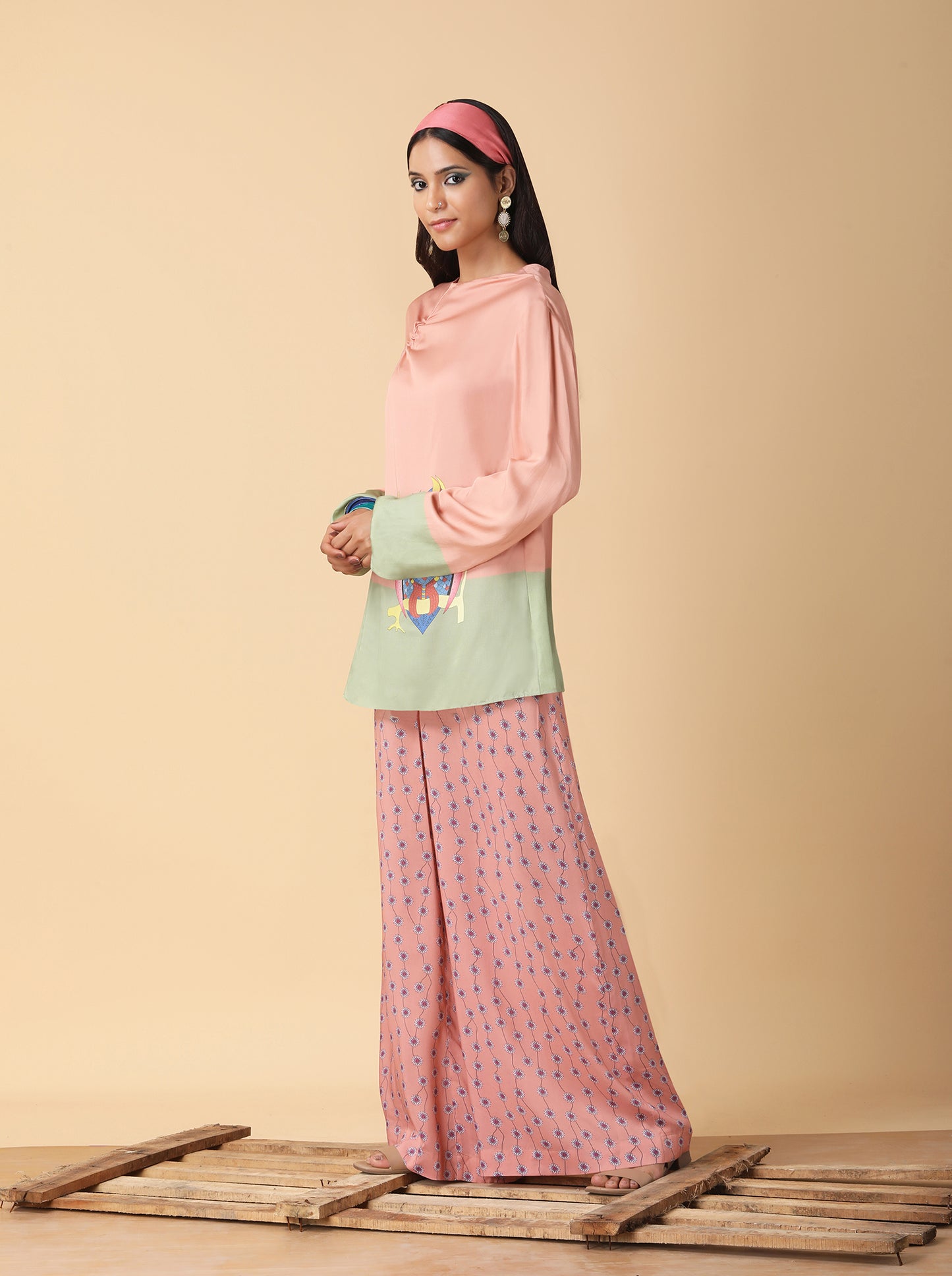 Ruched Neckline Top with full Sleeves