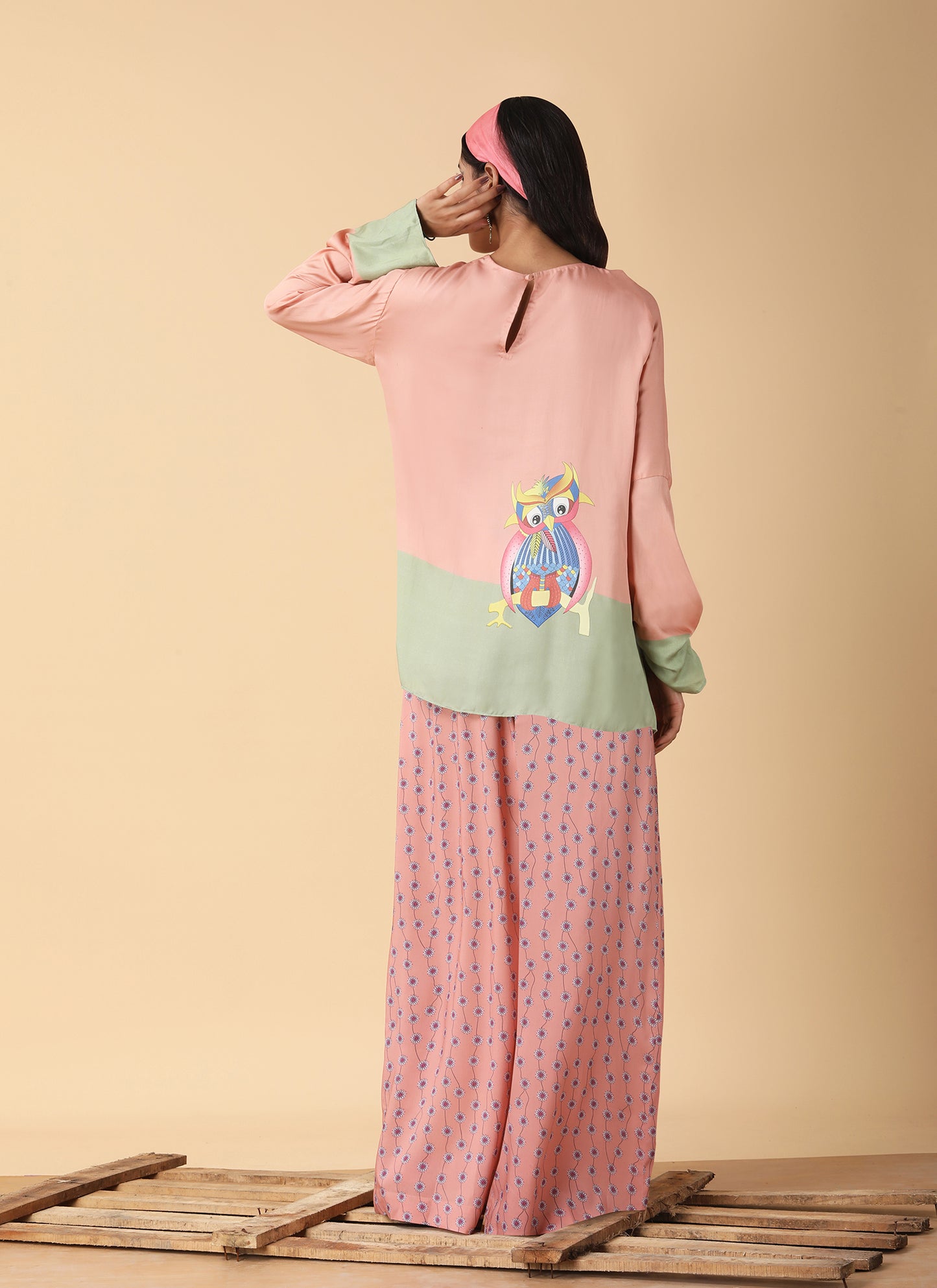Ruched Neckline Top with full Sleeves
