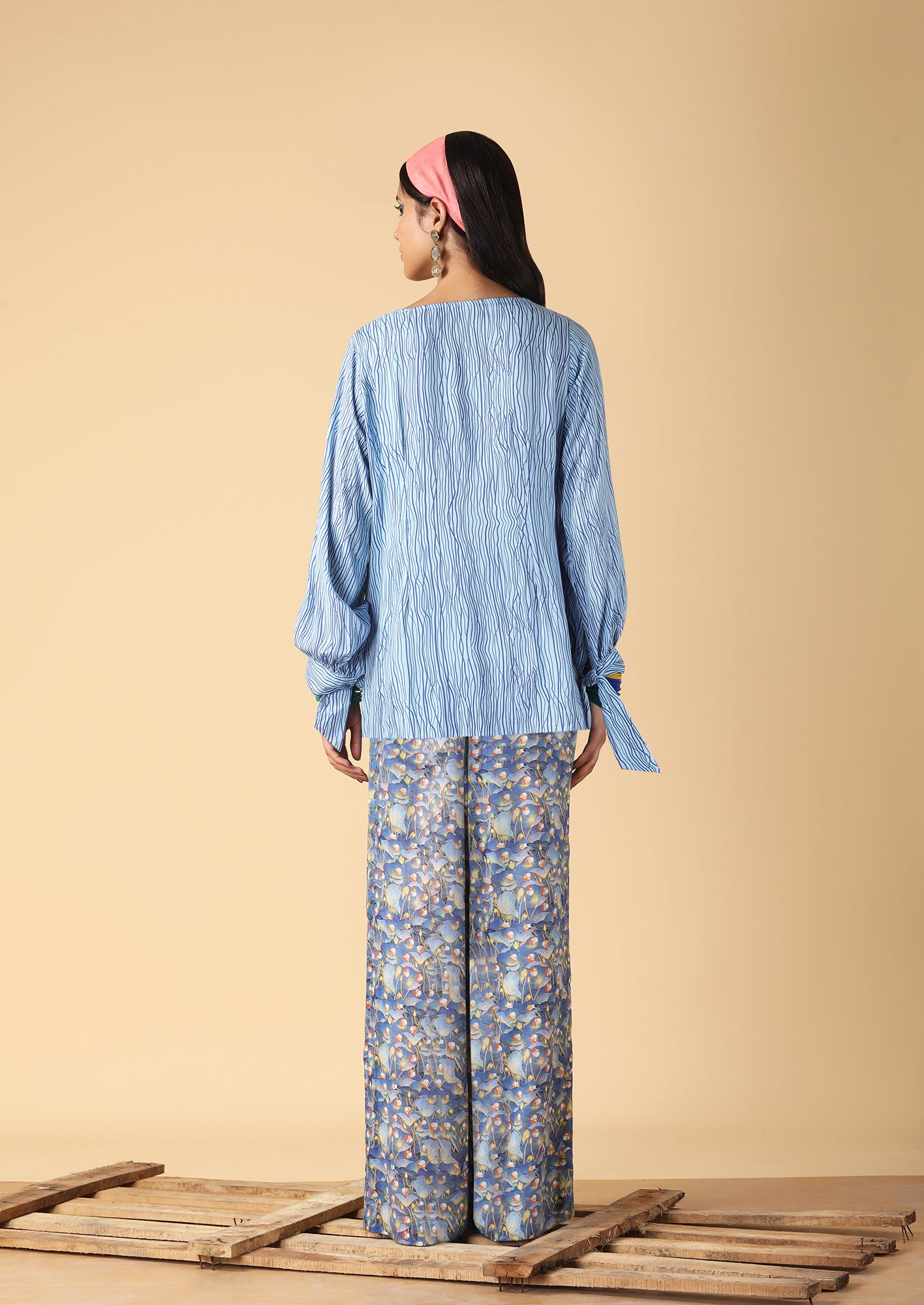 Asymmetric neckline Top