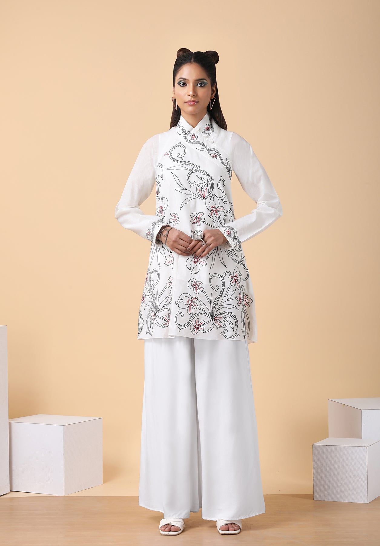 Overlap-style white tunic