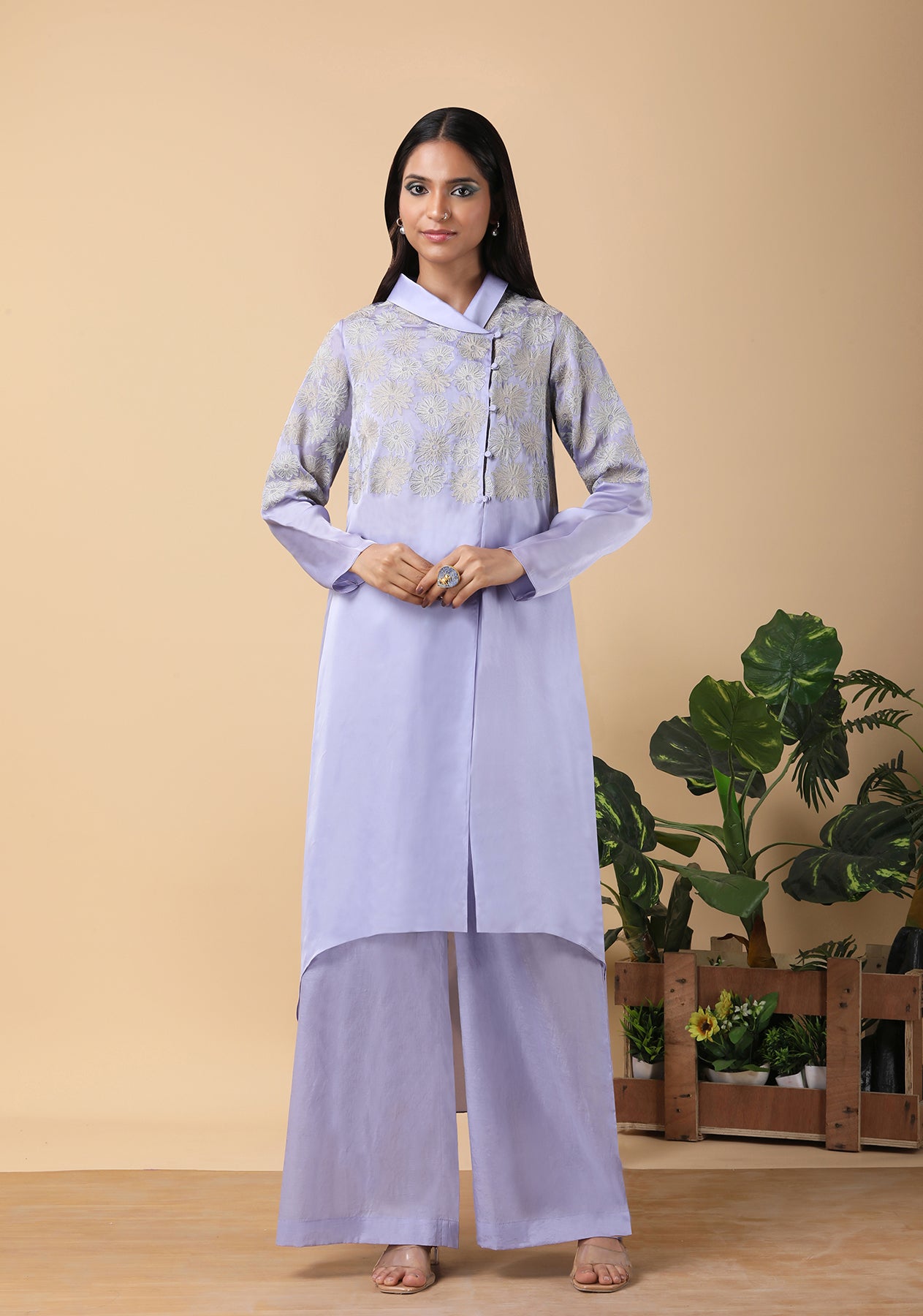 Long asymmetric high neck tunic